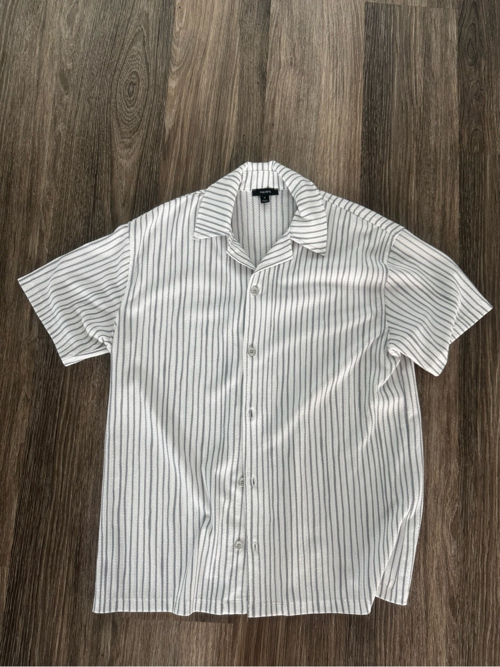 Reiss White Short-Sleeve Button-Down Shirt with Grey Pinstripes